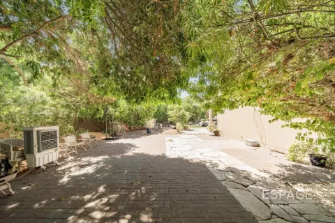 Vila u Arabian Ranches, Dubai, UAE 5 spavaćih soba, 493 m2 Br. 737856 - fotografija 15