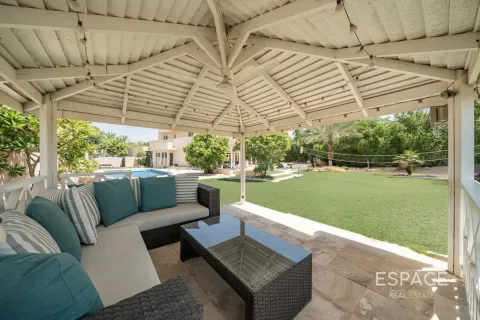 Vila u Arabian Ranches, Dubai, UAE 5 spavaćih soba, 493 m2 Br. 737856 - fotografija 11