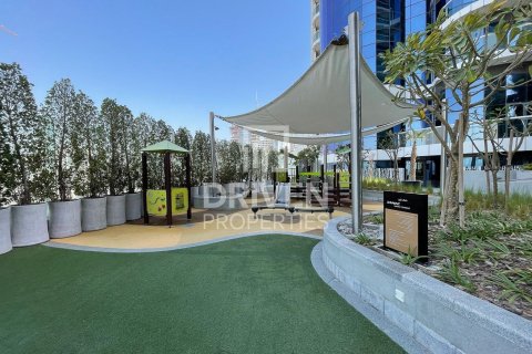 Apartman u gradu Business Bay, Dubai, UAE 2 spavaće sobe, 129 m2 Br. 655019 - Slika 16