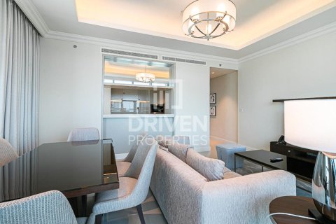 Apartamento para arrendamento em Downtown Dubai (Downtown Burj Dubai), Dubai, EAU 2 quartos, 135 m2 № 655016 - foto 3