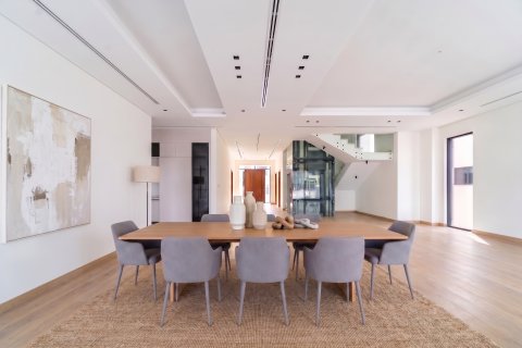 ویلا برای فروش در  Jumeirah Park، Dubai، امارات متحده عربی  5 خوابه ، 481 متر مربع ، شماره 696170 - تصویر 2