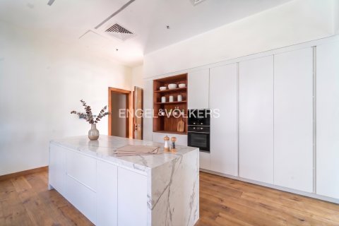ویلا برای فروش در  Jumeirah Park، Dubai، امارات متحده عربی  5 خوابه ، 481 متر مربع ، شماره 696170 - تصویر 3