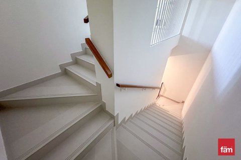 Villa til salgs i Dubai, Emiratene 3 soverom, 214.1 kvm Nr. 669875 - Foto 25