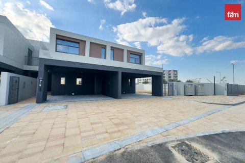 ویلا در Dubai ، امارات متحده عربی 3 خوابه ، 214.1 متر مربع.  شماره 669875