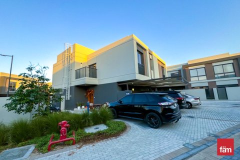 Villa til salgs i Dubai, Emiratene 3 soverom, 214.1 kvm Nr. 669875 - Foto 26