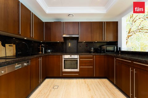 Appartamento in vendita a Palm Jumeirah, Dubai, EAU 1 camera da letto, 120 mq. № 629272 - foto 13