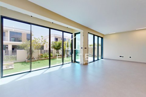 Вілла в Tilal Al Ghaf, Дубай, ОАЕ 4 спальні, 376м2 № 736454