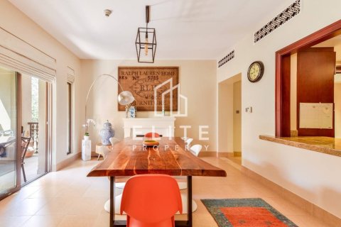 Lägenhet uthyres i Dubai, UAE 2 sovrum, 131 kvm Nr. 736455 - fotografi 12
