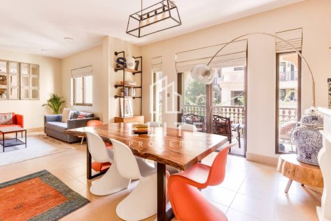 Apartment in Dubai, UAE 2 bedrooms, 131 sq.m. № 736455