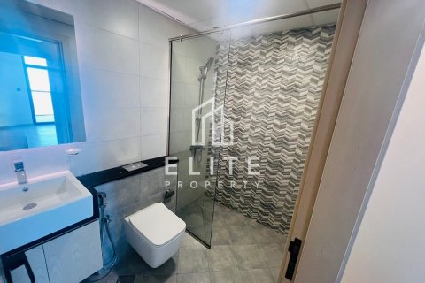 Apartmán v Al Jaddaf, Dubai, SAE 3 spálne, 139 m2 č. 736456 - Fotografia 13