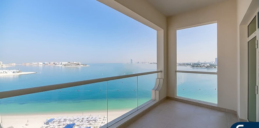 Apartment in Palm Jumeirah, Dubai, UAE 2 bedrooms, 144 sq.m. № 688856