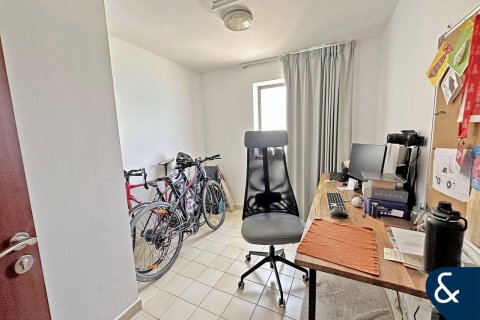 Apartment in Jumeirah Beach Residence, Dubai, UAE 3 bedrooms, 189 sq.m. № 688855 - photo 17