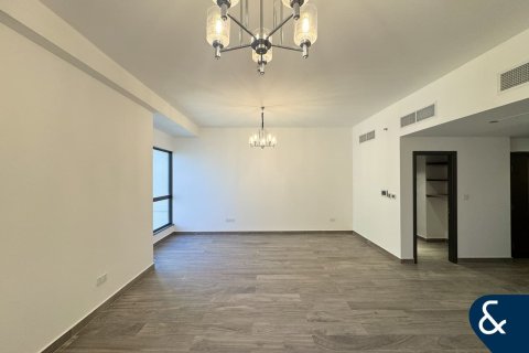 Apartment in Jumeirah Beach Residence, Dubai, UAE 2 bedrooms, 125 sq.m. № 688854 - photo 7