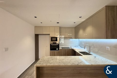 Apartment in Jumeirah Beach Residence, Dubai, UAE 2 bedrooms, 125 sq.m. № 688854 - photo 2