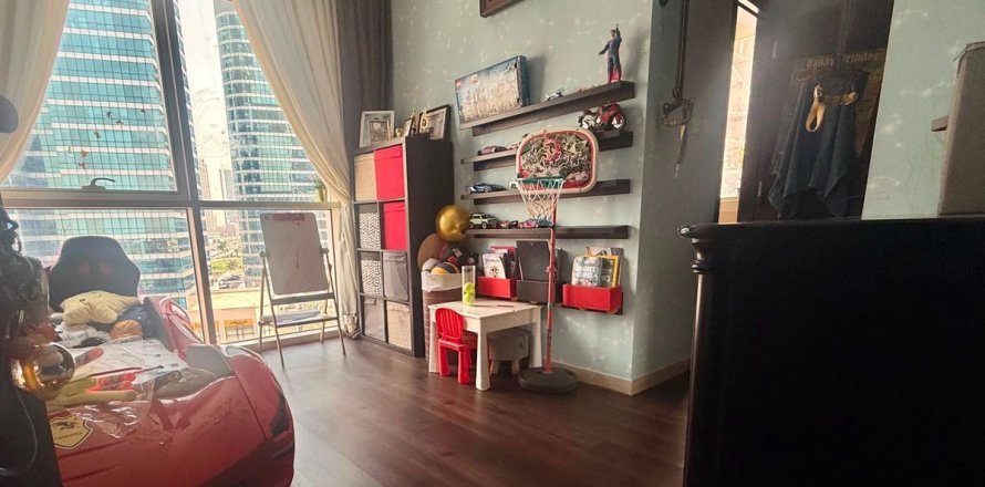 Appartement à Dubai, EAU: 2 chambres, 139 m2 № 720464