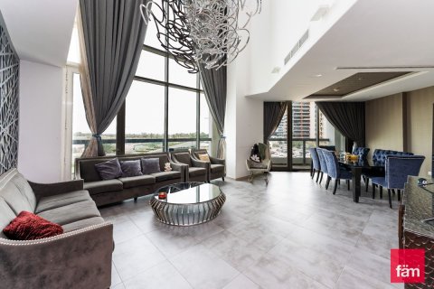 Apartament do wynajęcia w Dubai, ZEA 4 sypialnie, 264 mkw., nr 720465 - zdjęcie 2