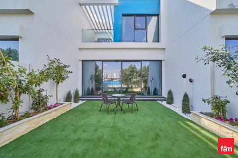 Rumah bandar di Dubai, UAE 3 bilik tidur, 144 meter persegi № 720467 - foto 22