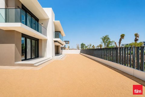 Vila u Jebel Ali, Dubai, UAE 4 spavaćih soba, 651.7 m2 Br. 720466 - fotografija 3