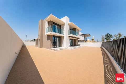 Вилла в Джабаль-Али, Дубай, ОАЭ 4 спальни, 651.7м2 № 720466