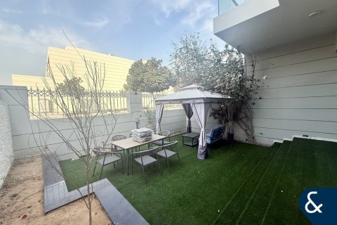 Rumah bandar di Al Furjan, Dubai, UAE 4 bilik tidur, 302 meter persegi № 666464 - foto 8