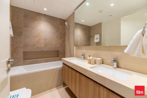 Apartamento en alquiler en Downtown Dubai (Downtown Burj Dubai), Dubai, EAU 2 dormitorios, 100.9 m2 № 721851 - foto 12