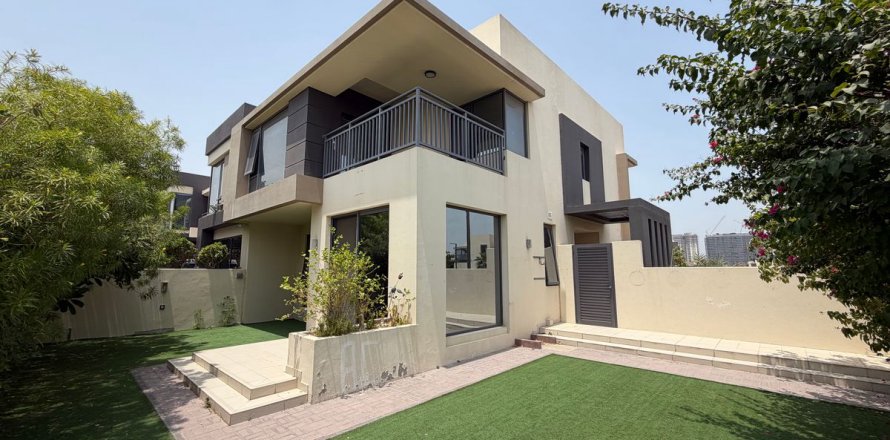 Villa in Dubai Hills Estate, Dubai, VAE: 5 Schlafzimmer, 329.7 m2 Nr. 721852