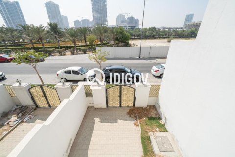טאונהאוס להשכרה ב Al Barsha, Dubai, איחוד האמירויות  4 חדרי שינה, 132.57 מ"ר, מספר 735810 - תמונה 23