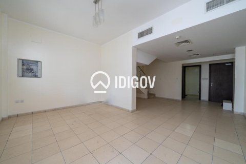 טאונהאוס להשכרה ב Al Barsha, Dubai, איחוד האמירויות  4 חדרי שינה, 132.57 מ"ר, מספר 735810 - תמונה 6