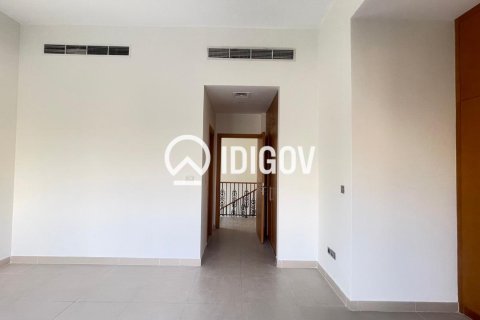 Villa en alquiler en Dubai, EAU 4 dormitorios, 468.51 m2 № 735807 - foto 16