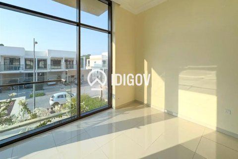 Townhouse de închiriat în Dubai, EAU 3 dormitoare, 252.97 mp.  №735811 - poză 6