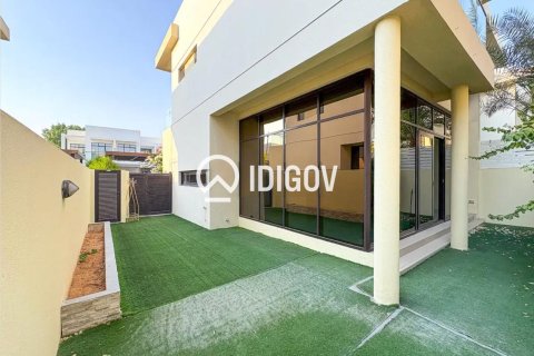Townhouse de închiriat în Dubai, EAU 3 dormitoare, 252.97 mp.  №735811 - poză 4