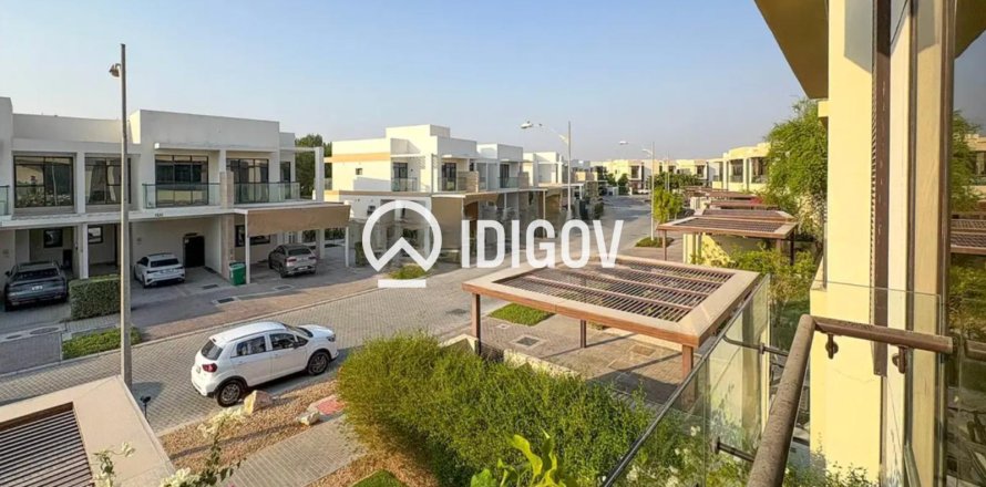 Townhouse în Dubai, EAU 3 dormitoare, 252.97 mp.  №735811