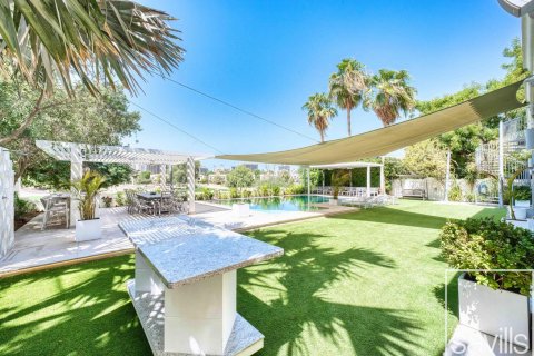 Villa til leie i Dubai Sports City, Dubai, Emiratene 6 soverom, 930 kvm Nr. 642021 - Foto 2