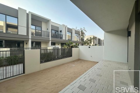 Kaupunkipientalo Tilal Al Ghaf, Dubai, Arabiemiraatit 3 makuuhuonetta, 144 m2 № 642017 - kuva 18