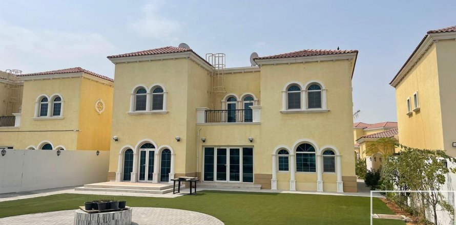 Jumeirah Park、Dubai、UAEにあるヴィラ 3ベッドルーム、680 m2 No642022