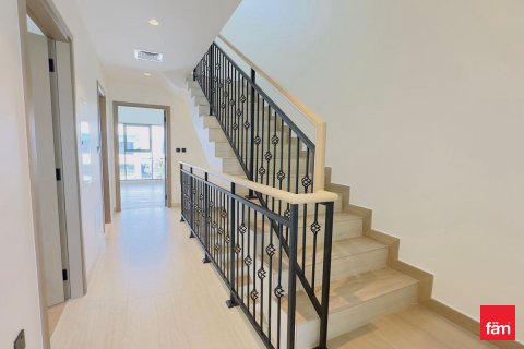 Řadový dům v Dubai, SAE 4 ložnice, 144 m² Č.: 701580 - fotografie 4