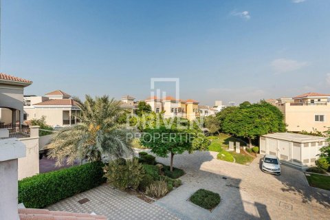 Villa uthyres i The Villa, Dubai, UAE 4 sovrum, 570.24 kvm Nr. 746412 - fotografi 17