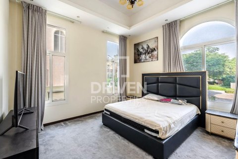 Villa uthyres i The Villa, Dubai, UAE 4 sovrum, 570.24 kvm Nr. 746412 - fotografi 13