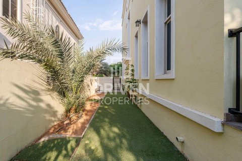Villa uthyres i The Villa, Dubai, UAE 4 sovrum, 570.24 kvm Nr. 746412 - fotografi 26