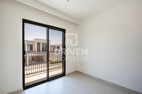 Зняти в оренду таунхаус в Arabian Ranches 3, Дубай, ОАЕ 3 спальні, 144.84м2, № 746413 - фото 7