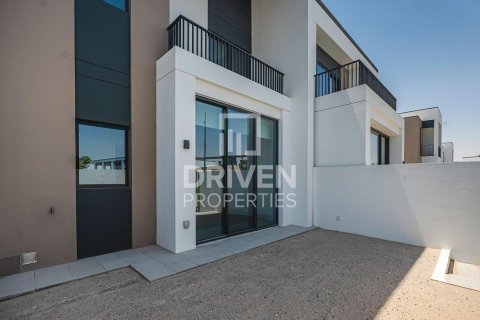 Зняти в оренду таунхаус в Arabian Ranches 3, Дубай, ОАЕ 3 спальні, 144.84м2, № 746413 - фото 18
