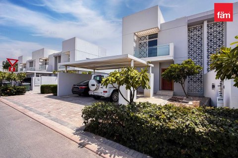 Üürile anda ridamaja asukohaga Dubai, AÜE: 3 magamistoaga, 321.3 m² Nr 726679 - pilt 10