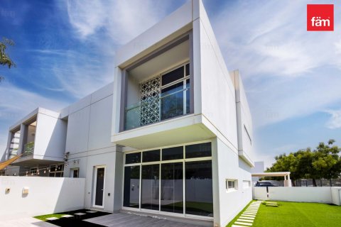 Üürile anda ridamaja asukohaga Dubai, AÜE: 3 magamistoaga, 321.3 m² Nr 726679 - pilt 2