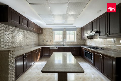 Villa in affitto a Dubai, EAU 5 camere da letto, 740 mq. № 659301 - foto 12