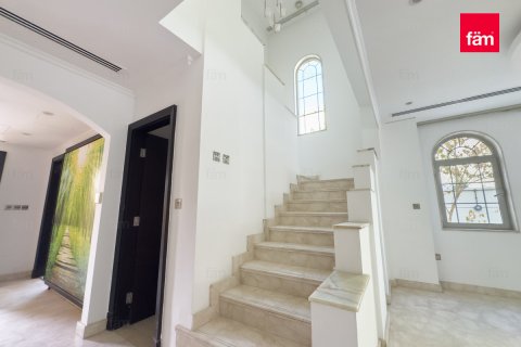Vila di Jumeirah Park, Dubai, UEA 5 kamar tidur, 740 m2 nomor 659301 - foto 12
