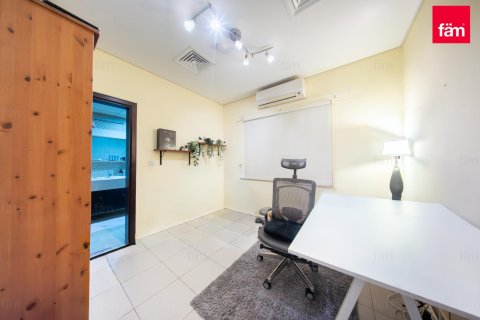 Villa en alquiler en Dubai, EAU 5 dormitorios, 570.8 m2 № 661579 - foto 20