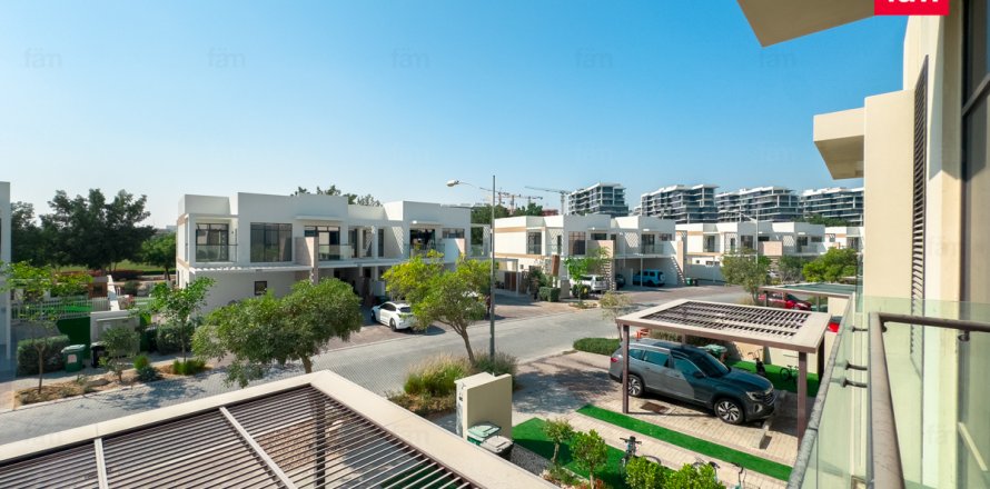 Таунхаус в Дубай, ОАЭ 3 спальни, 253.3м2 № 661577