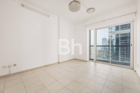 Apartmen di Jumeirah Lake Towers, Dubai, UAE 2 bilik tidur, 151 meter persegi № 643112 - foto 6