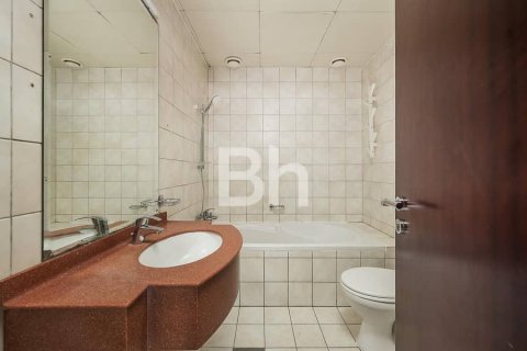 Apartmen di Jumeirah Lake Towers, Dubai, UAE 2 bilik tidur, 151 meter persegi № 643112 - foto 5