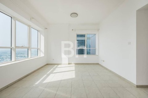 Apartmen di Jumeirah Lake Towers, Dubai, UAE 2 bilik tidur, 151 meter persegi № 643112 - foto 9